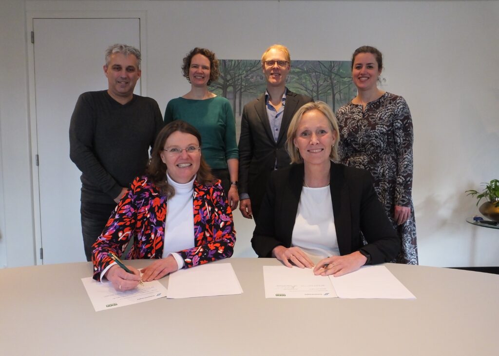 RVB24 ZG Ondertekening intentieverklaring met Kempenhaeghe